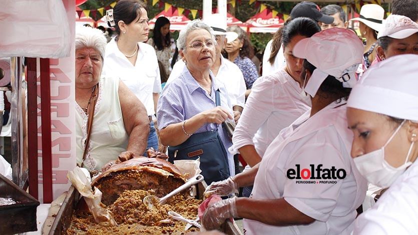 Dia de la lechona 5-min