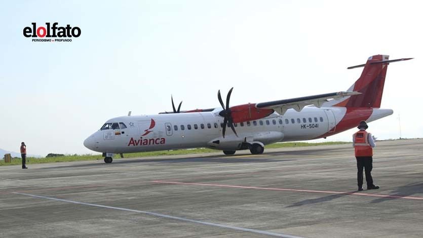 avion avianca aeropuerto perales 4-min