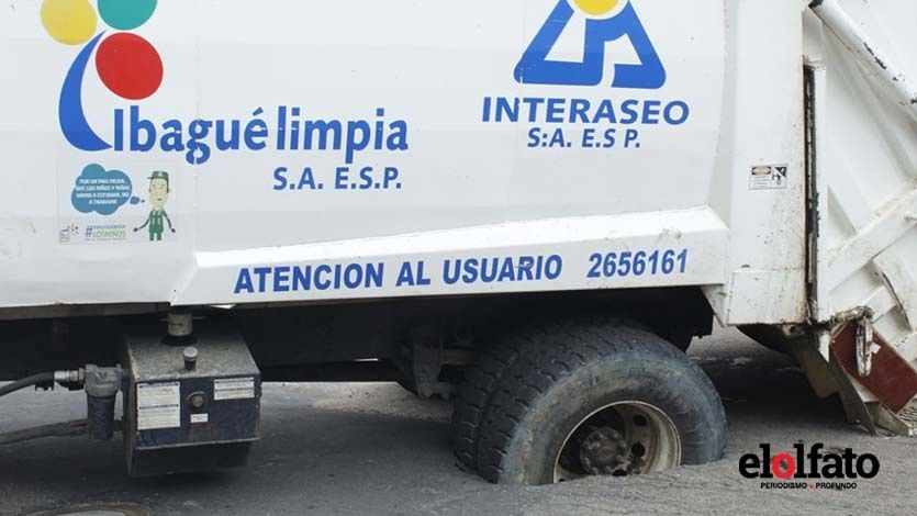 camion interaseo basura hueco pola 2-min