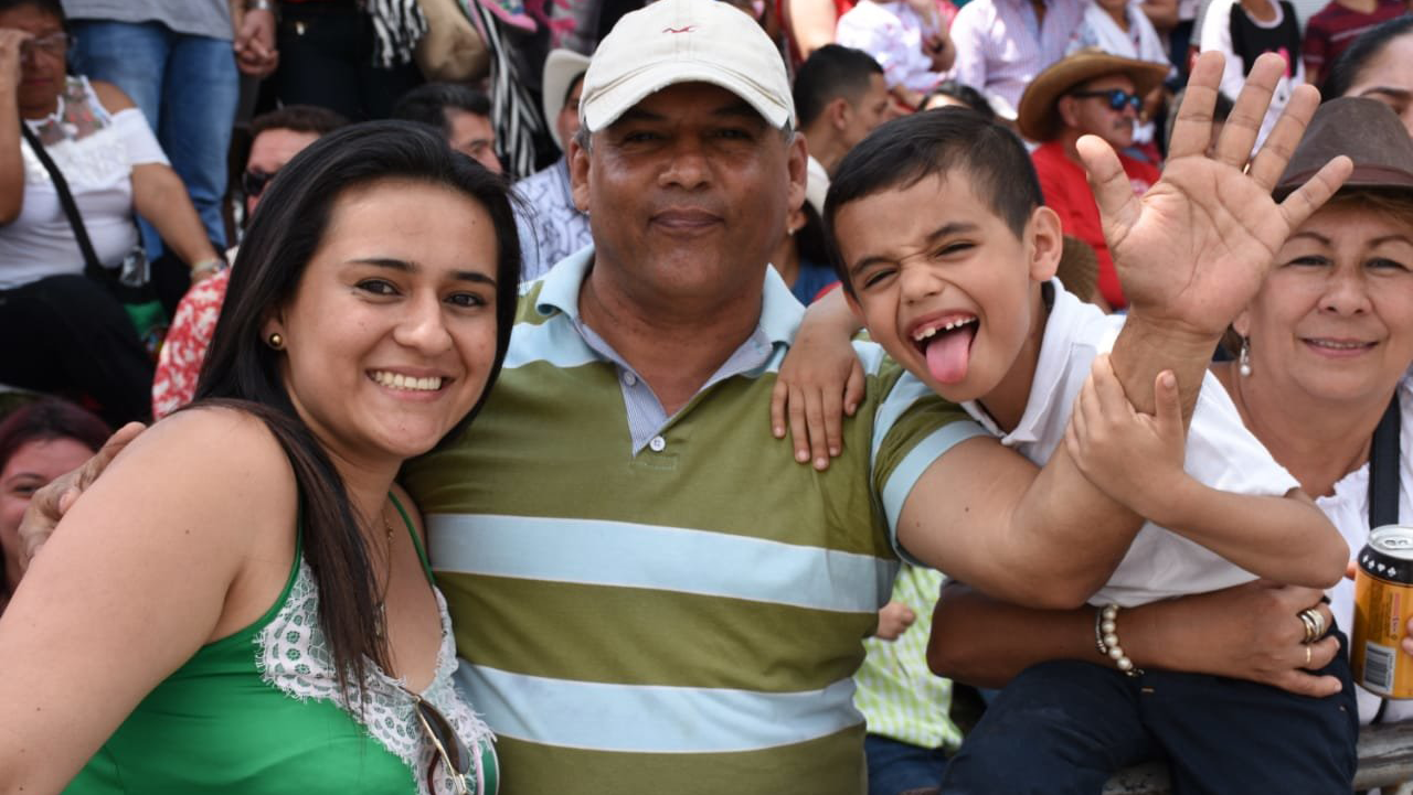 desfile-nacional-folclor03