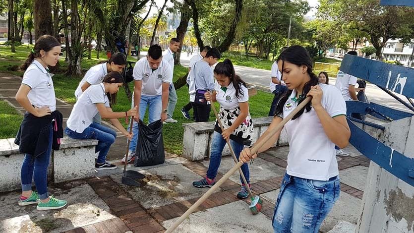 monumento periodista 6